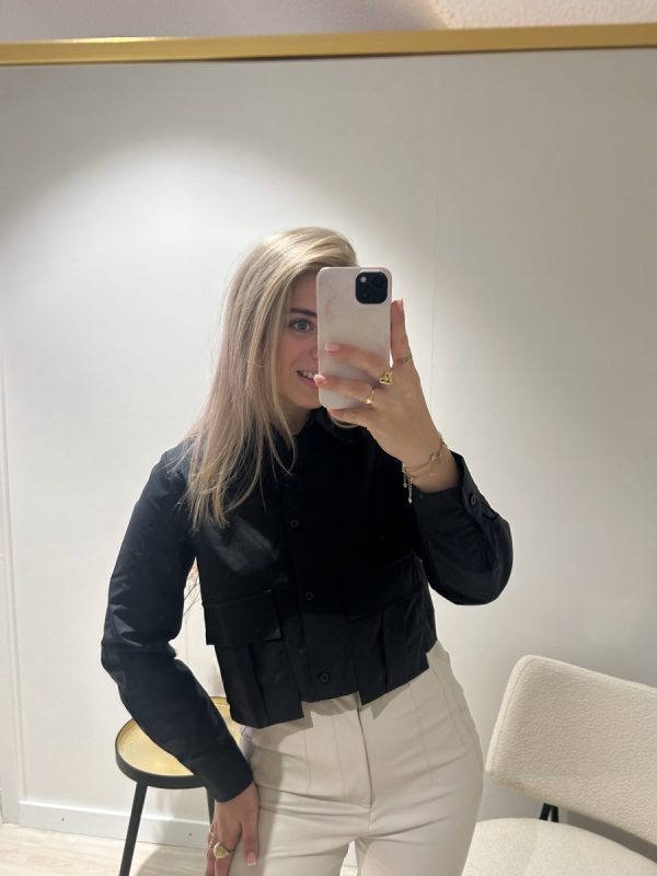 Cropped Blouse Zwart