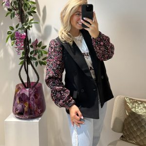 Myrha Blazer