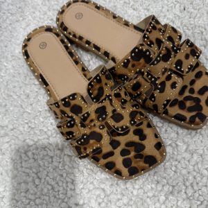 Mae Slipper - Leopard