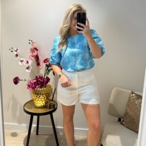 Short Laila