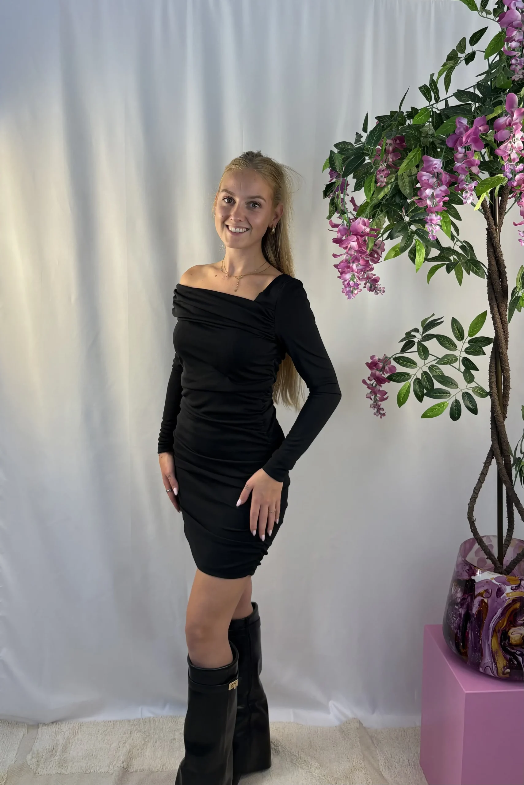Evi Dress - Zwart - Afbeelding 2