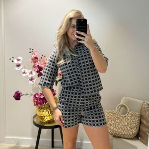 Short Dewi