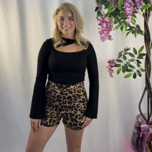 Veerle Leopard Short