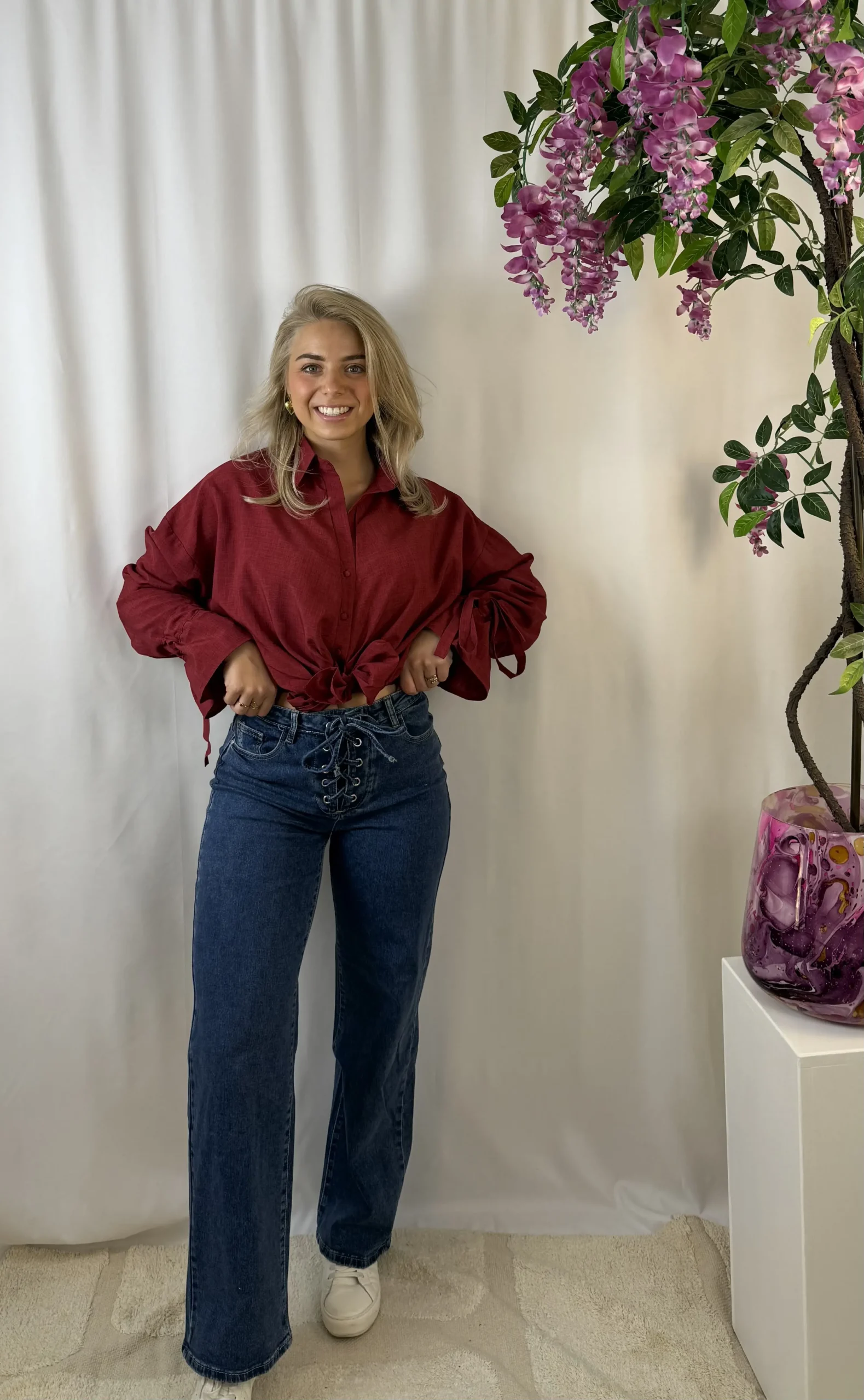 Liva Strik Straight Leg Jeans - Redial