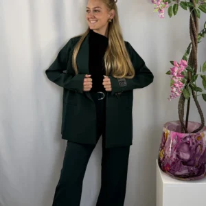 Lofty Manner - Blazer Mae