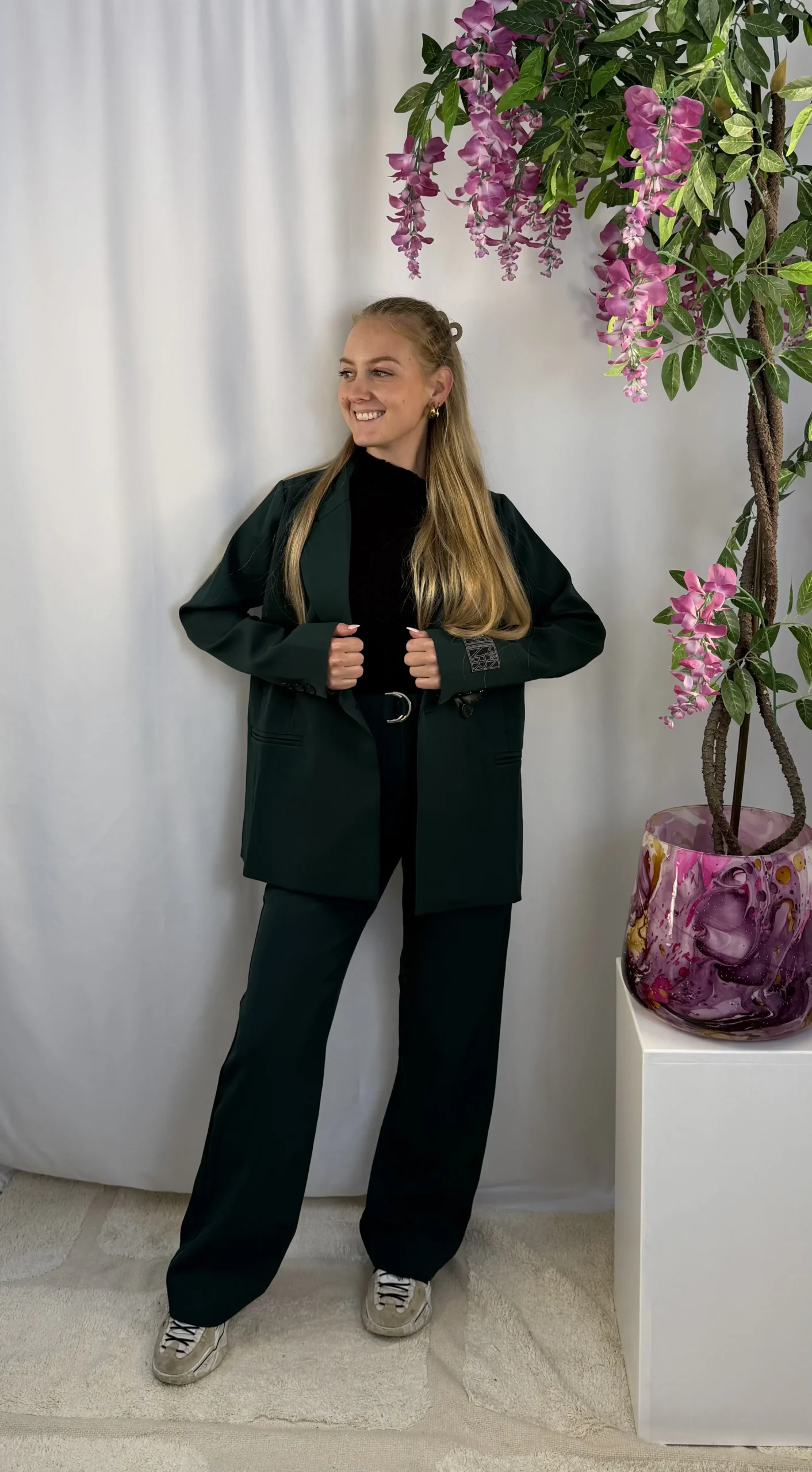 Lofty Manner - Blazer Mae