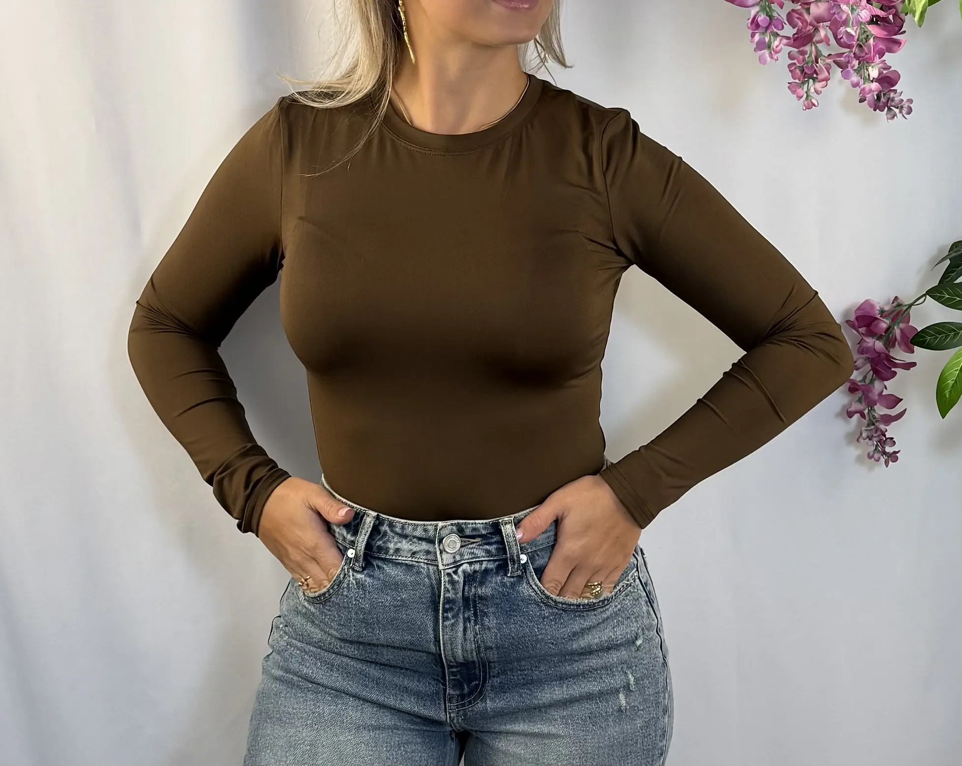 Jada Basic Top - Bruin