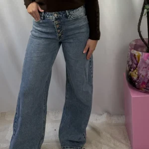 Zaria Wide Leg Jeans - Queen Hearts