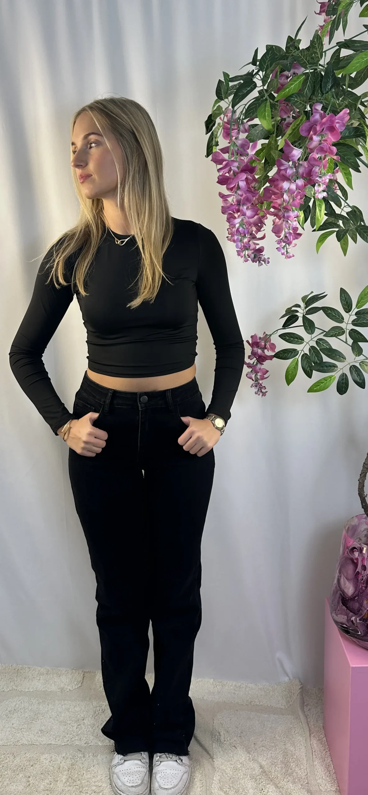 Kyra Cropped Top - Zwart - Afbeelding 3