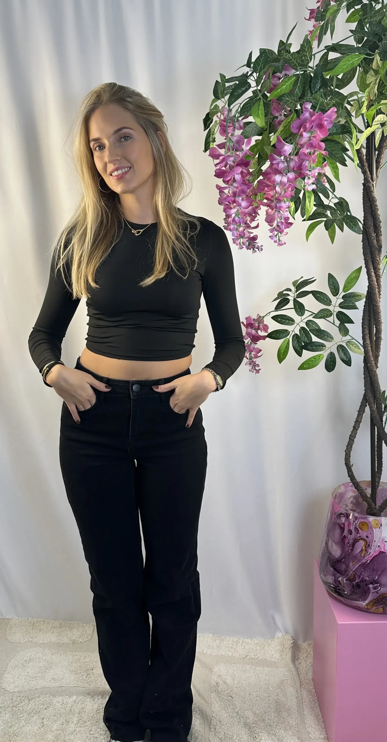 Kyra Cropped Top - Zwart - Afbeelding 2
