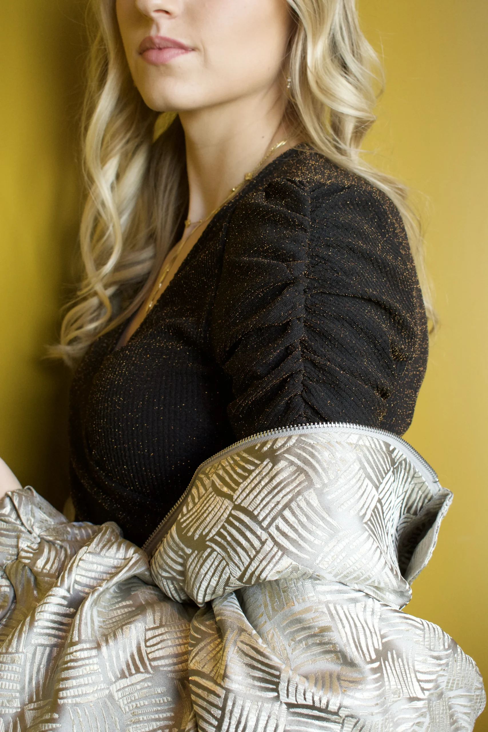 Lofty Manner - Body Everly