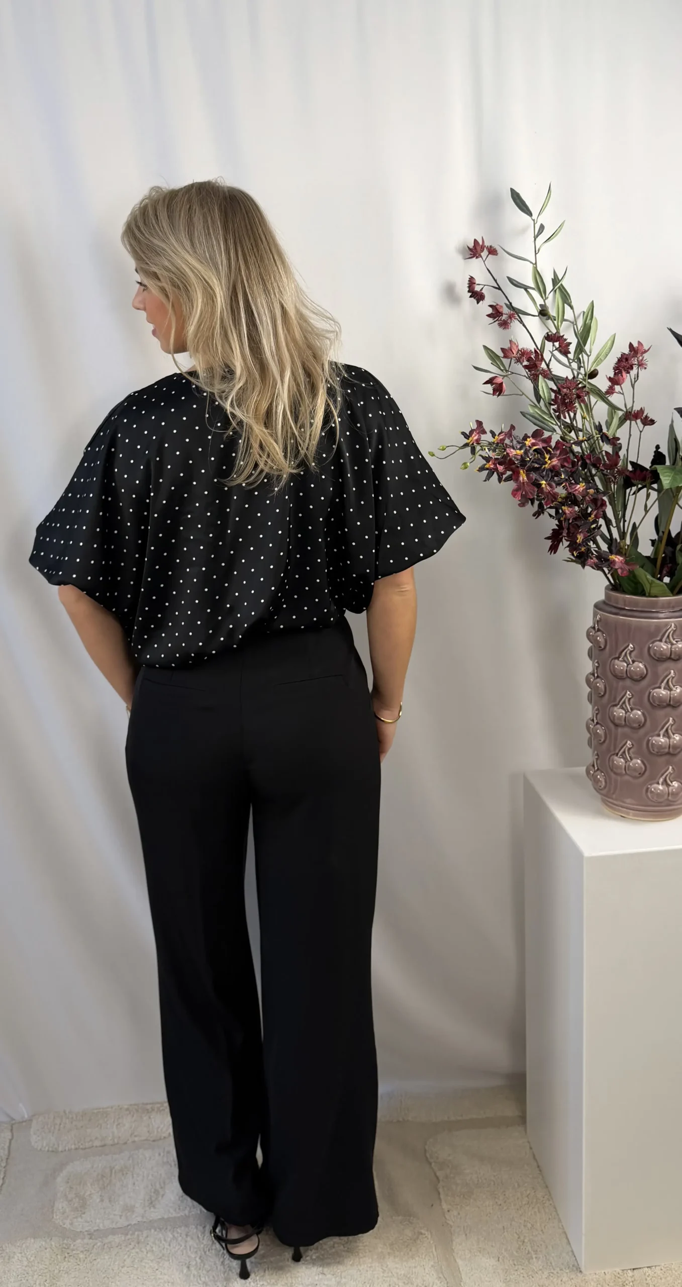 Sisterspoint - Gufo Dot Blouse - Zwart - Afbeelding 2