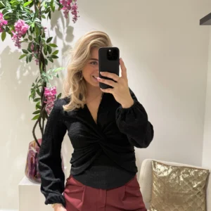 Lofty Manner - Top Vera