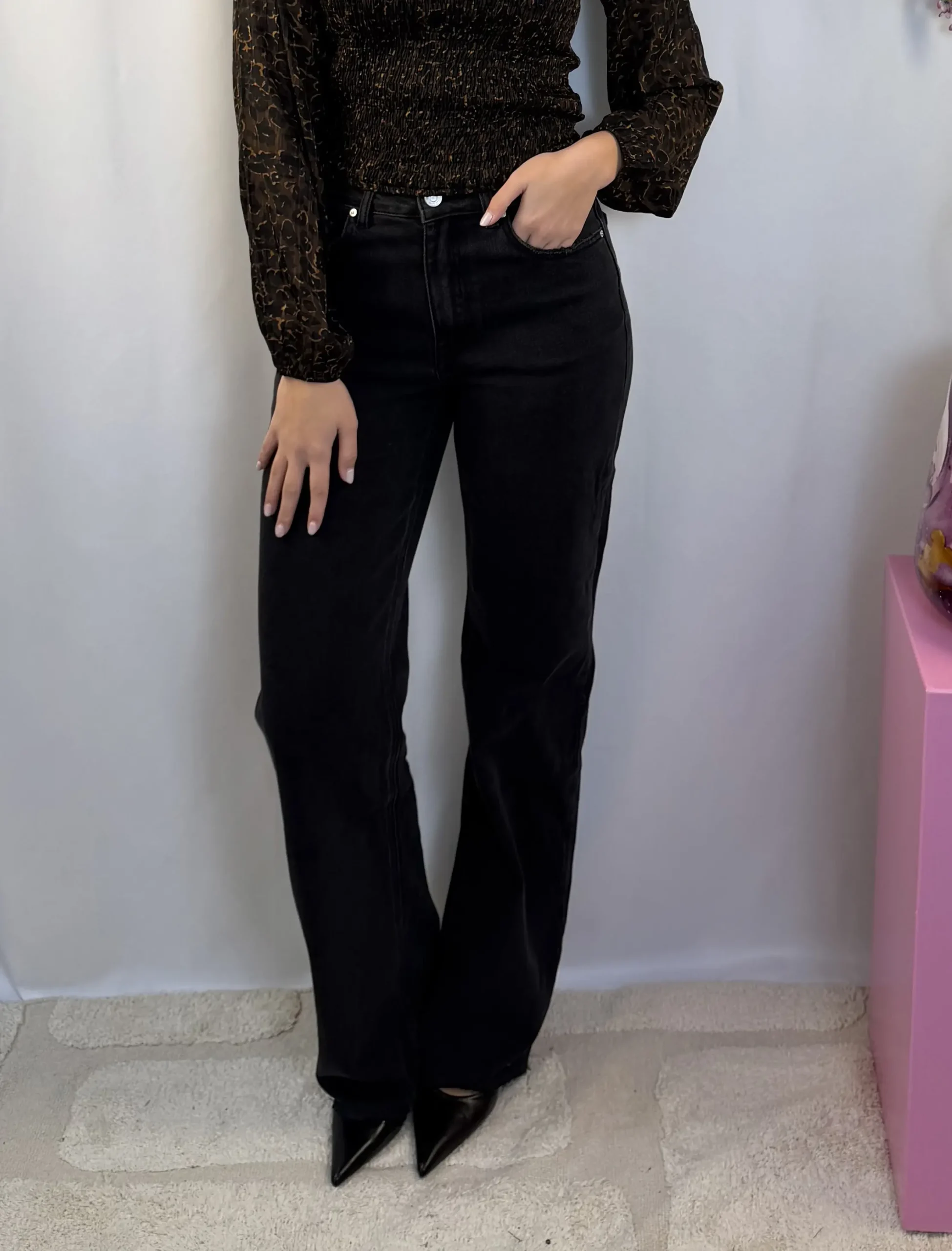 Bo Wide Leg Tall Jeans - Zwart - Queen Hearts