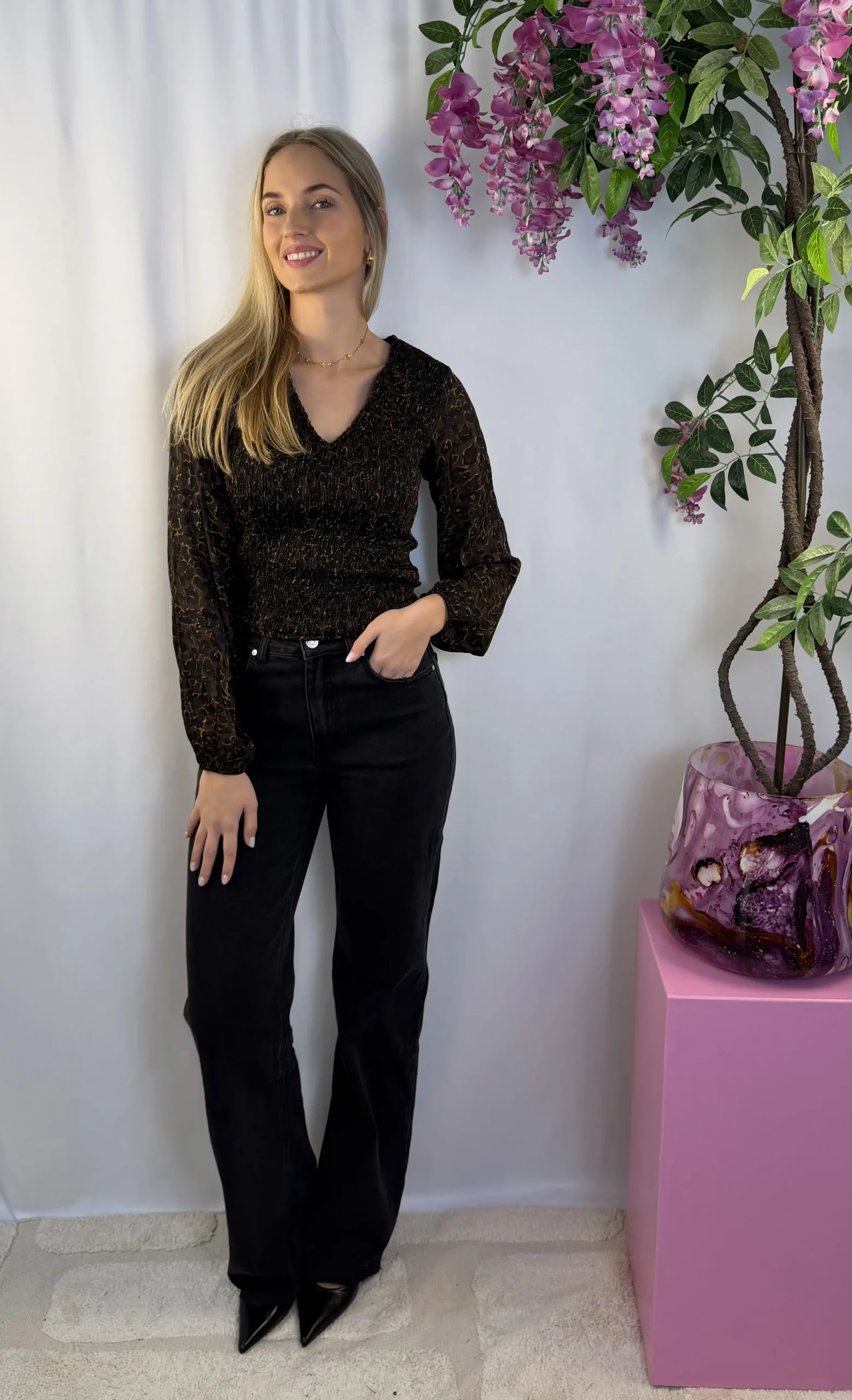 Bo Wide Leg Tall Jeans - Zwart - Queen Hearts - Afbeelding 2