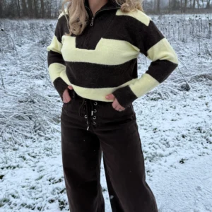 Liva Sweater - Bruin/Geel