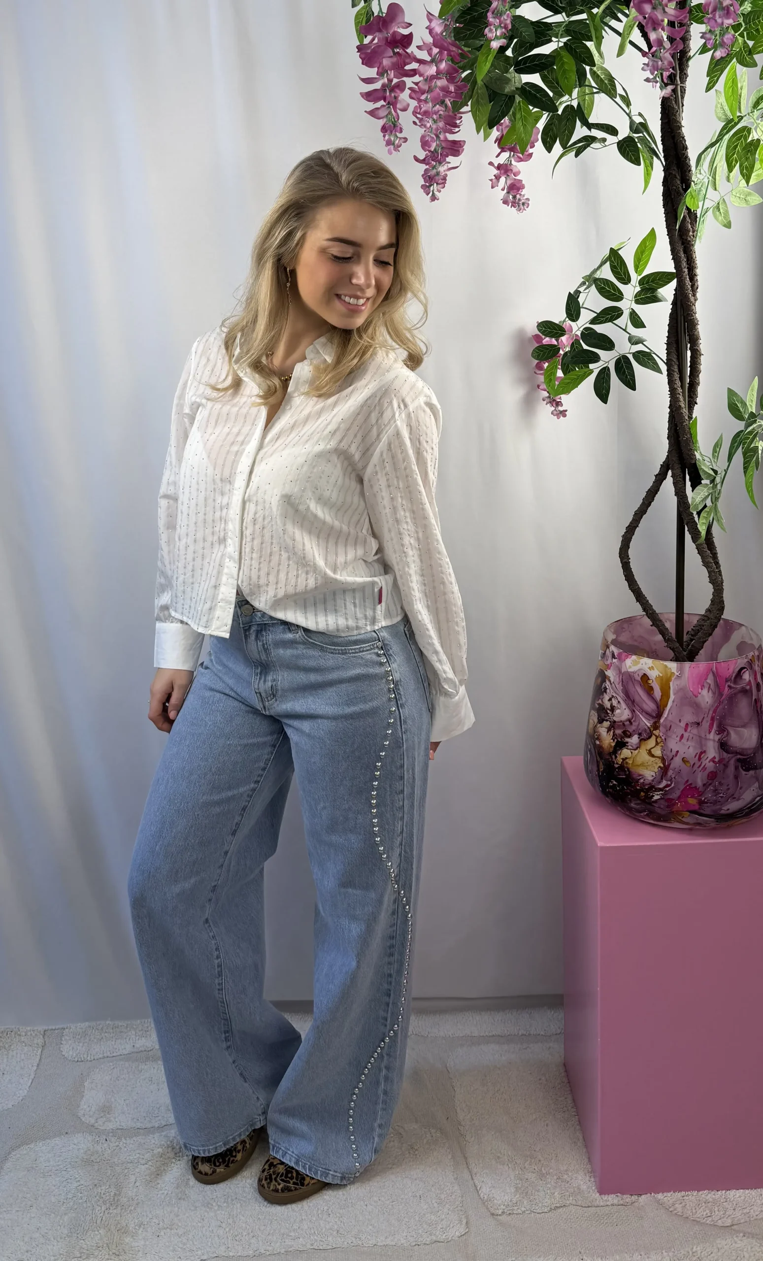 Liora Stud Wide Leg Jeans - Redial - Denim - Afbeelding 2