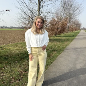 Liora Stud Wide Leg Jeans - Geel - Redial