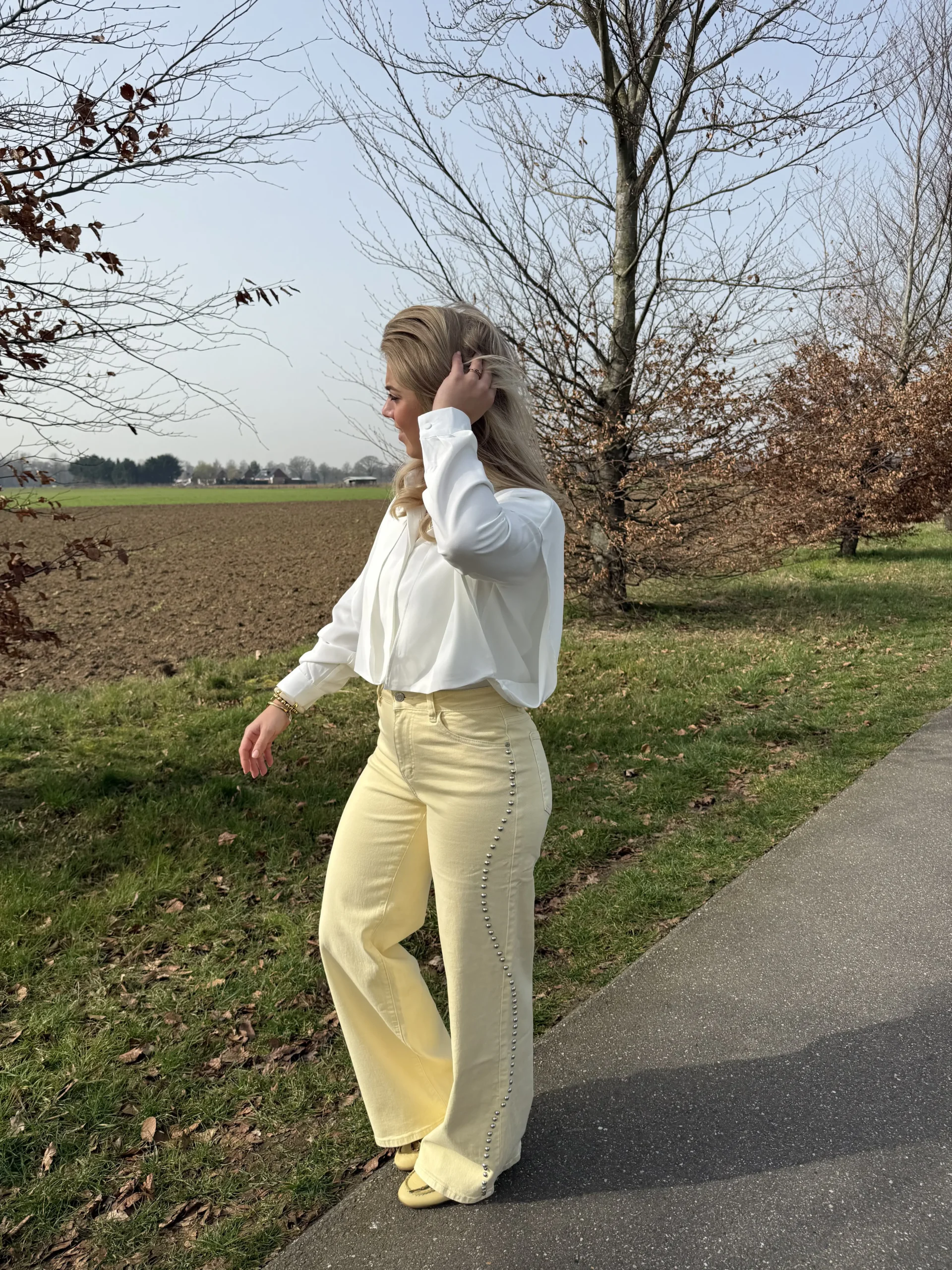 Liora Stud Wide Leg Jeans - Geel - Redial - Afbeelding 3