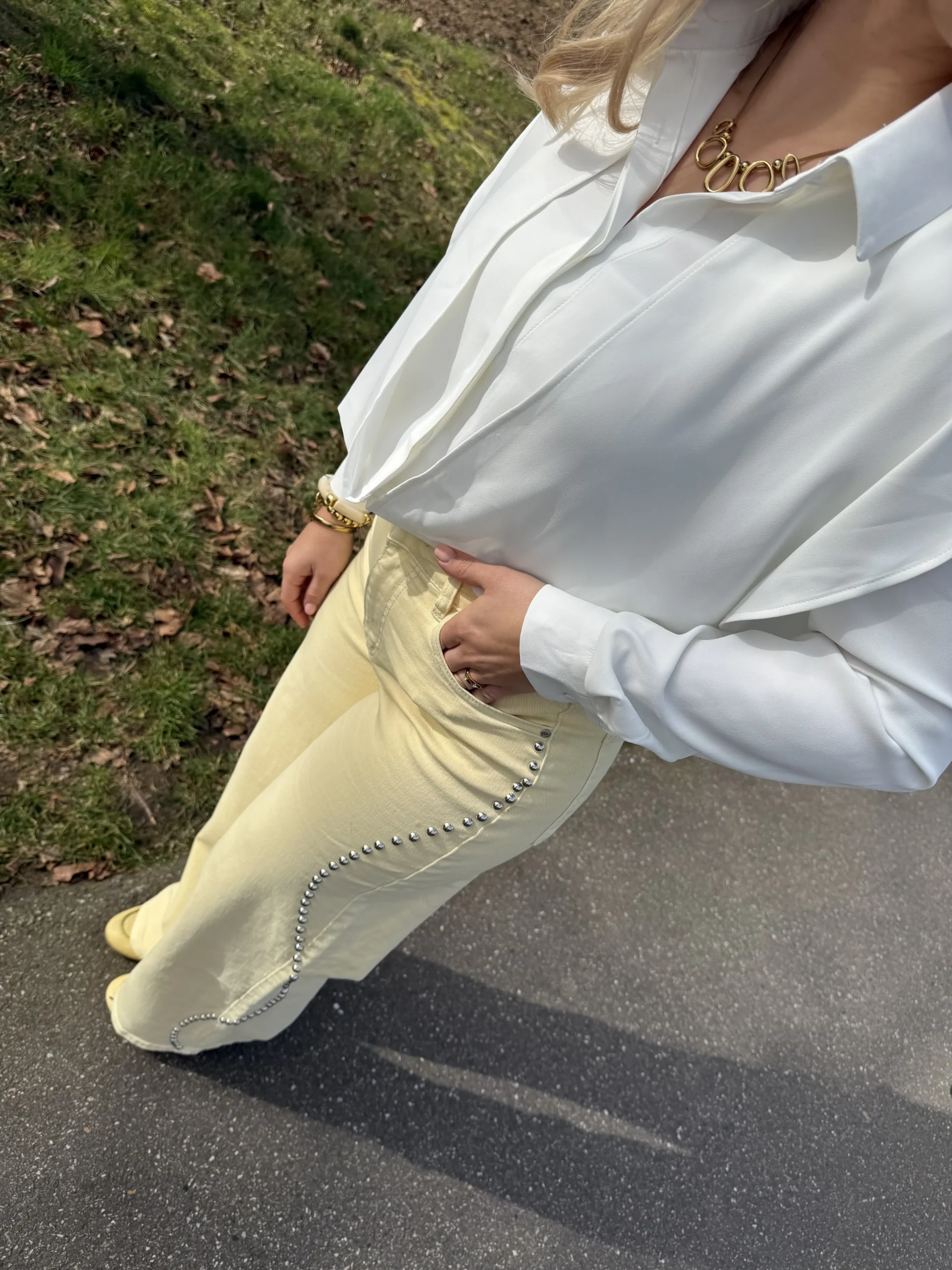 Liora Stud Wide Leg Jeans - Geel - Redial - Afbeelding 2