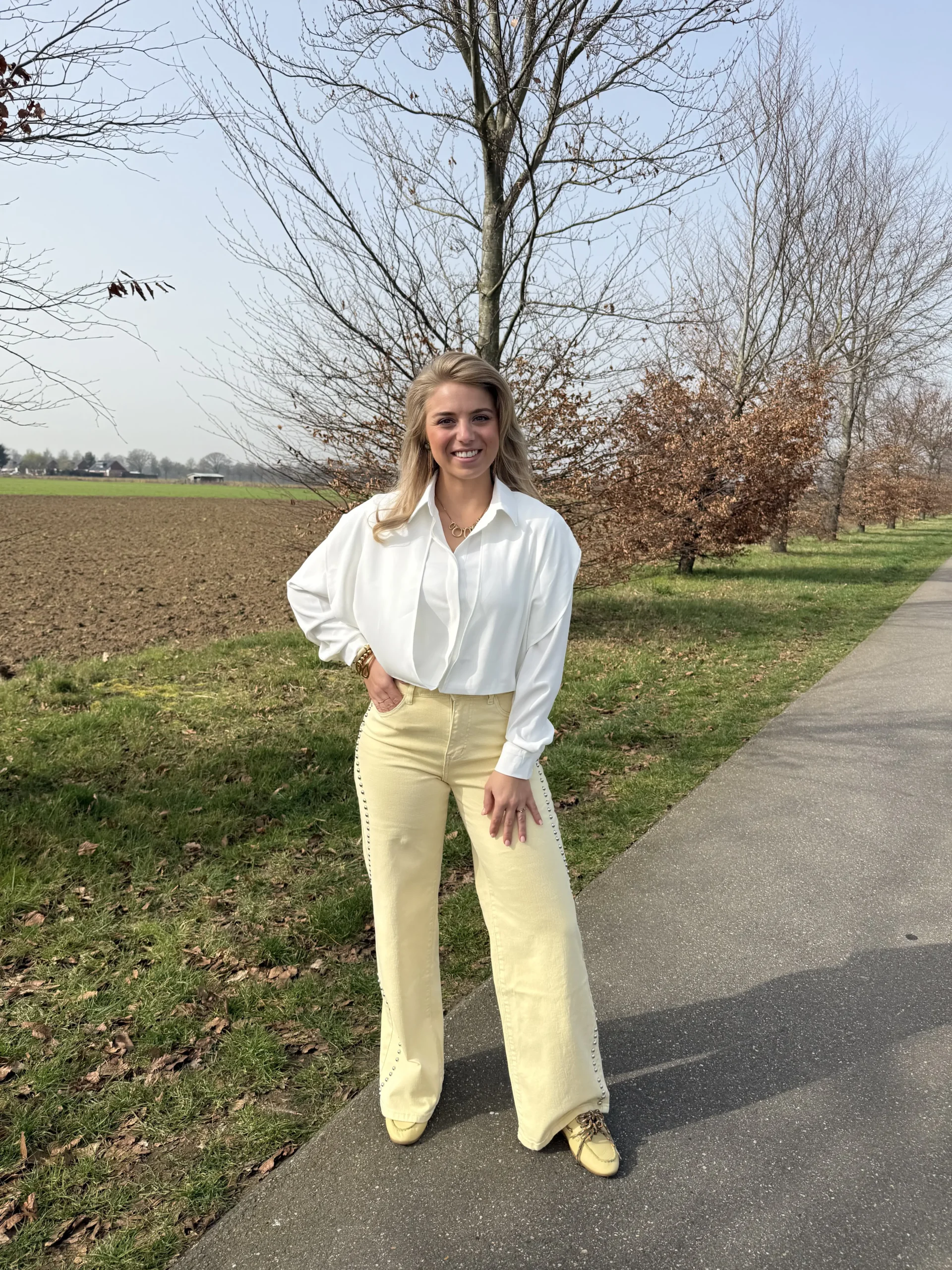 Liora Stud Wide Leg Jeans - Geel - Redial - Afbeelding 4