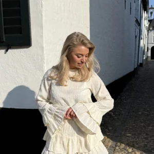 Lofty Manner - Top Pia - Creme