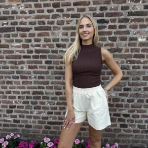 Elise Linnen Short - Cream