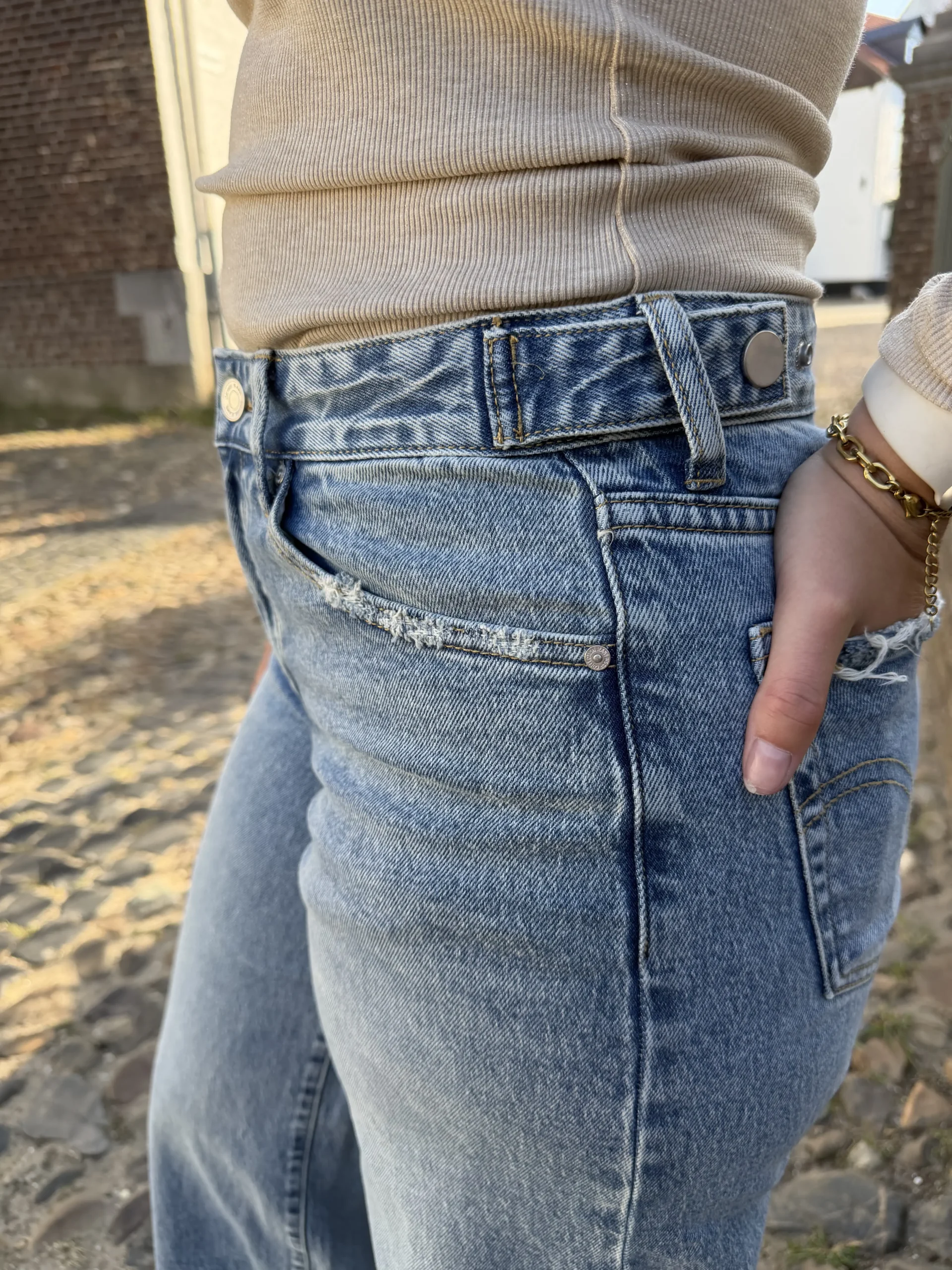 Minea Wide Leg Jeans - Queen Hearts