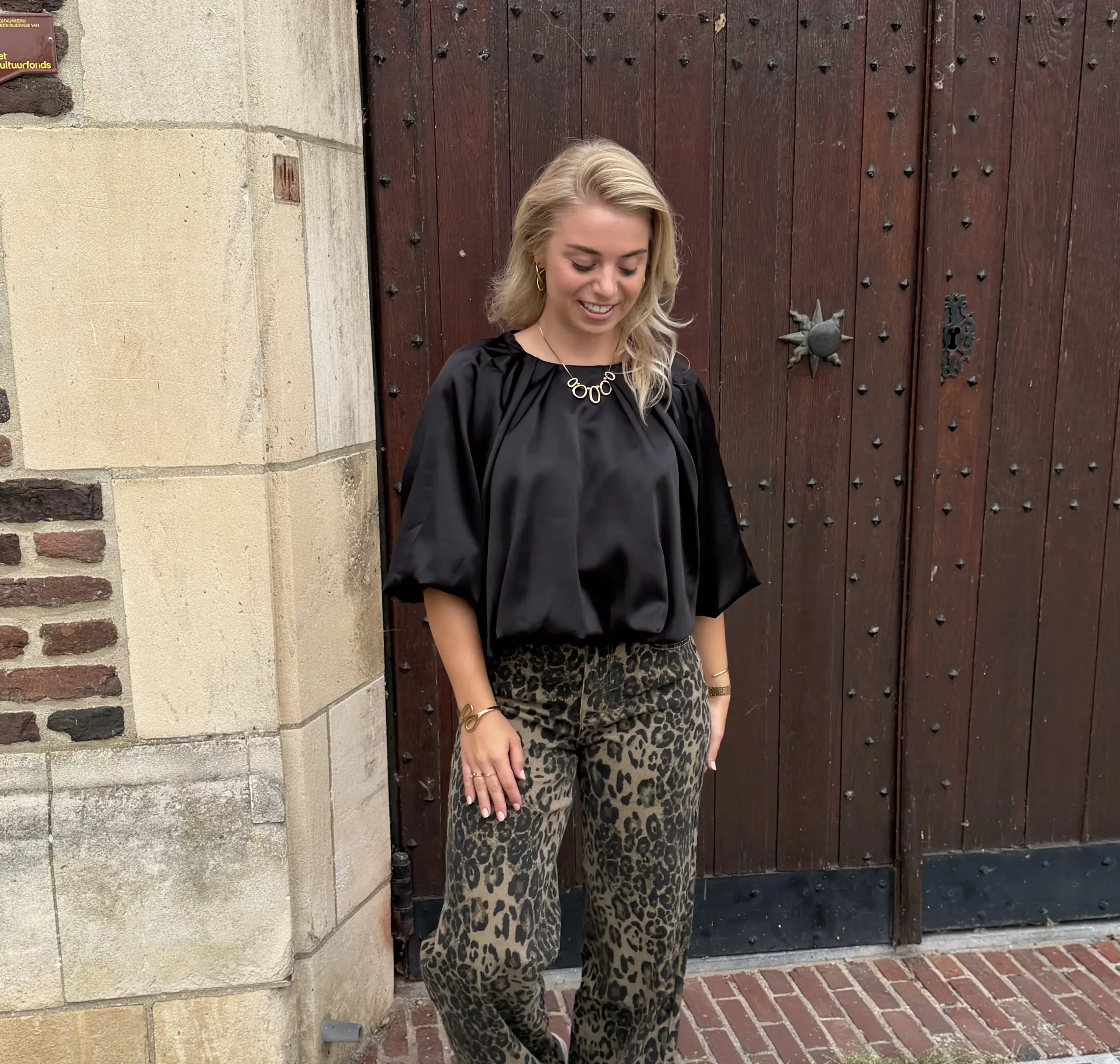 Saar Satin Top - Zwart