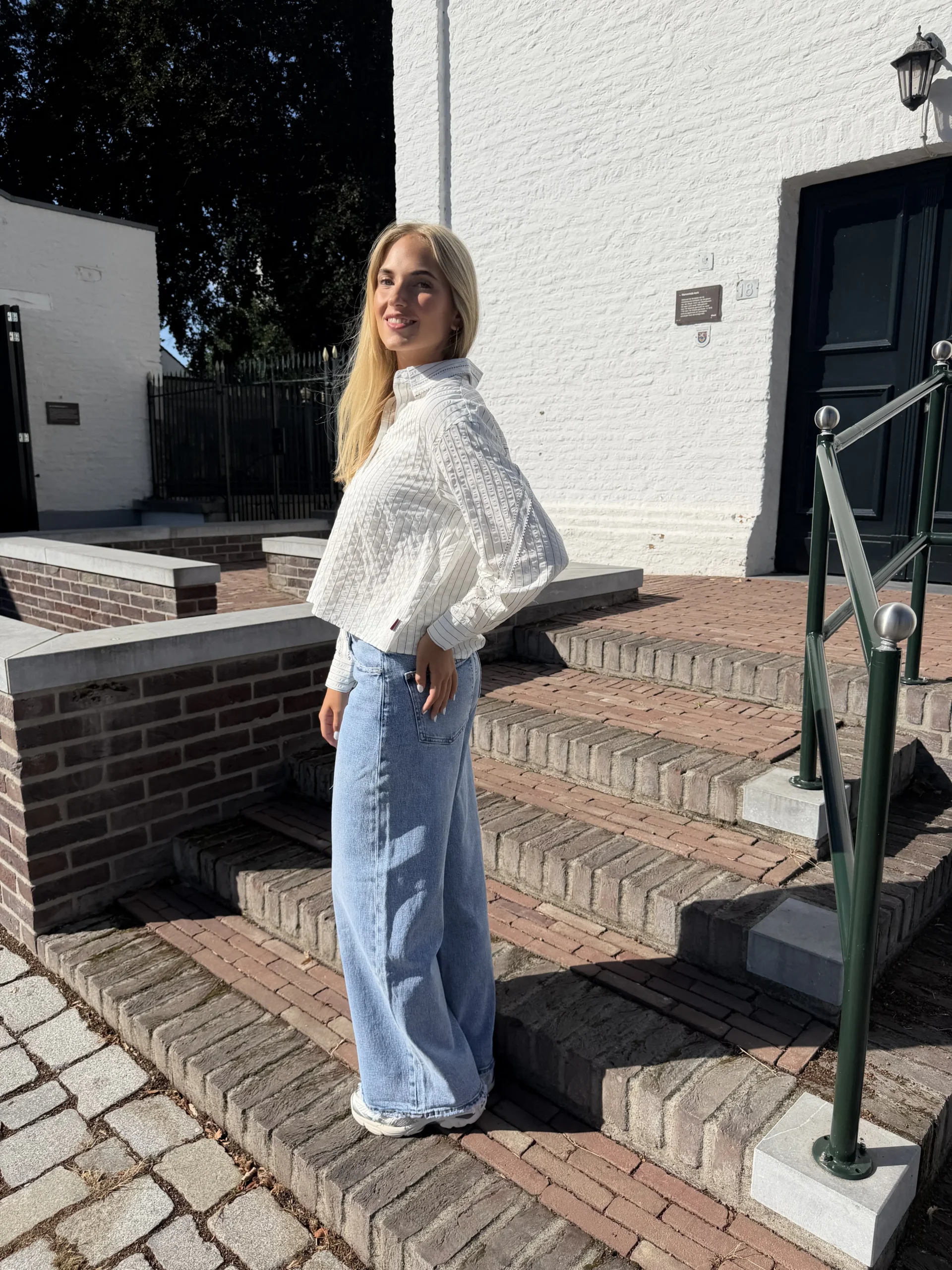 FLURESK - Chloe Blouse - Offwhite - Afbeelding 2