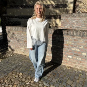 Julie Longsleeve - Wit