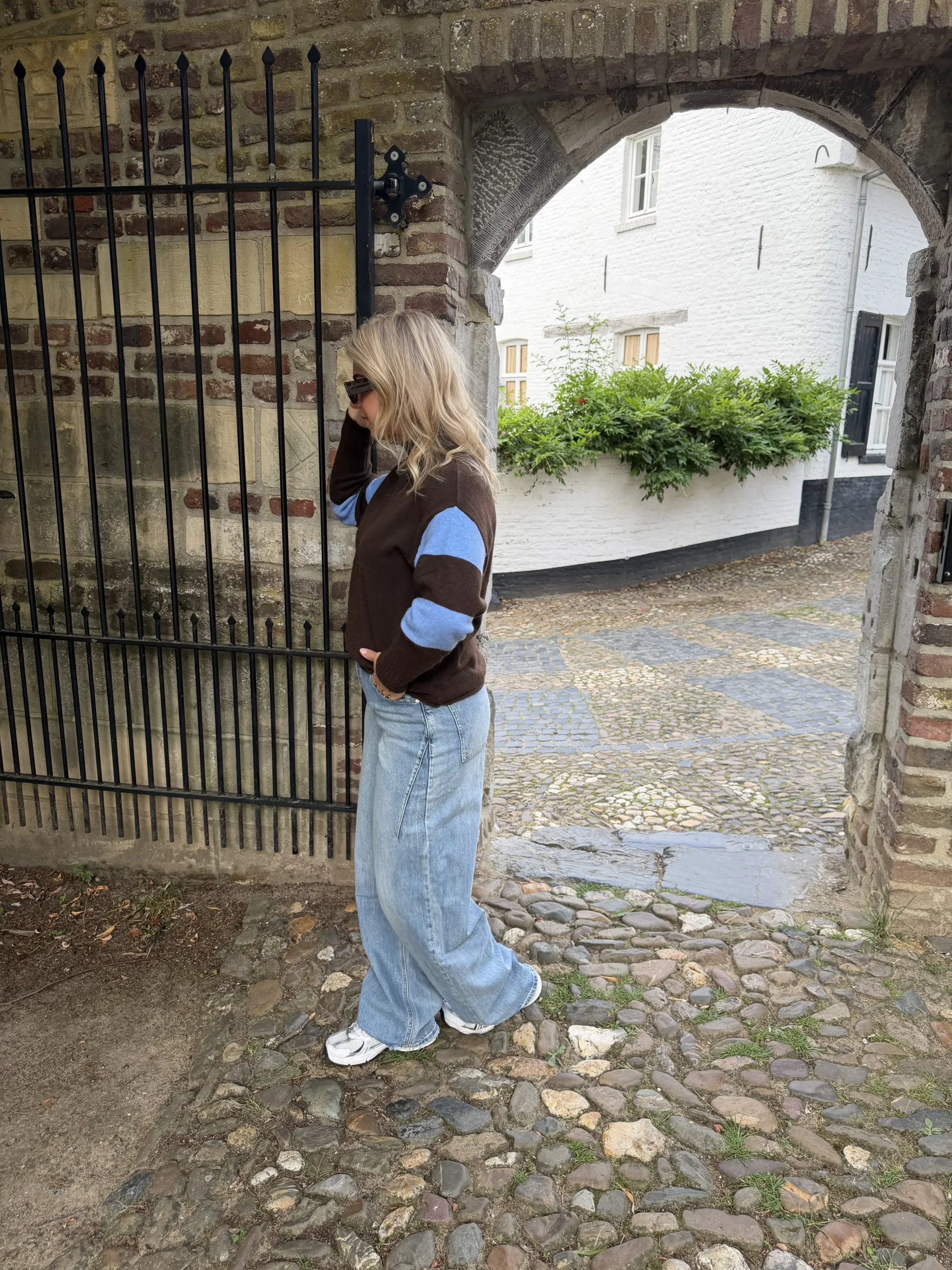 FLURESK - Lizzy Knit Top - Dark Chocolate - Afbeelding 2