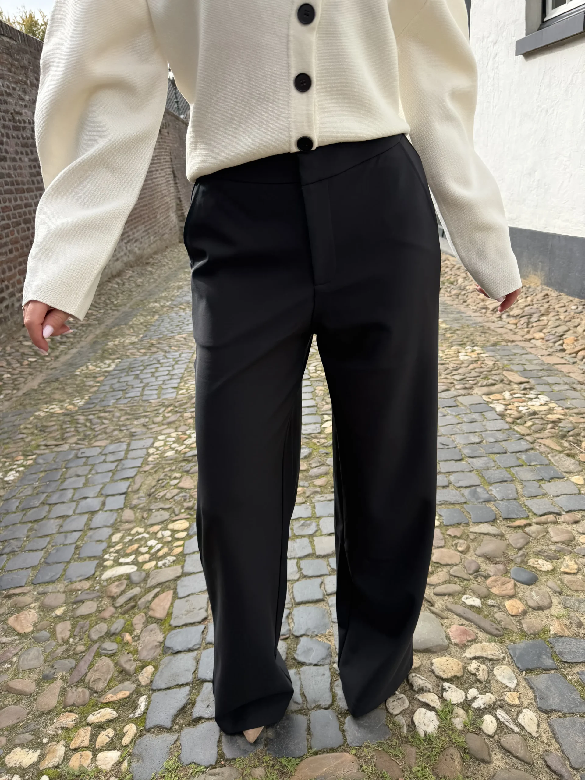 FLURESK - Samara Pants - Black - Afbeelding 2